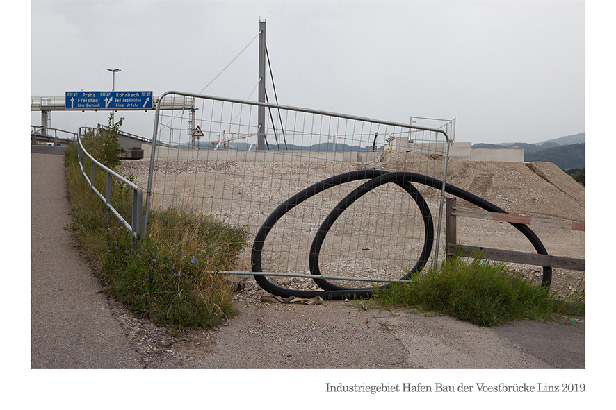 Industriegebiet Hafen Bau der Voestbrücke Linz 2019 © Billensteiner Renate